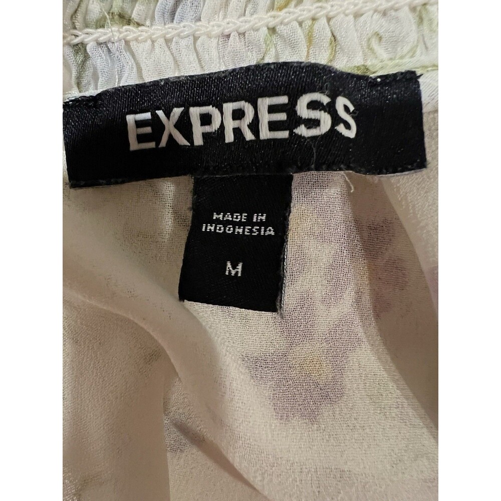 Express Women’s Ruffle Floral Print Blouse Short Sleeve Size Medium - Picture 5 of 6